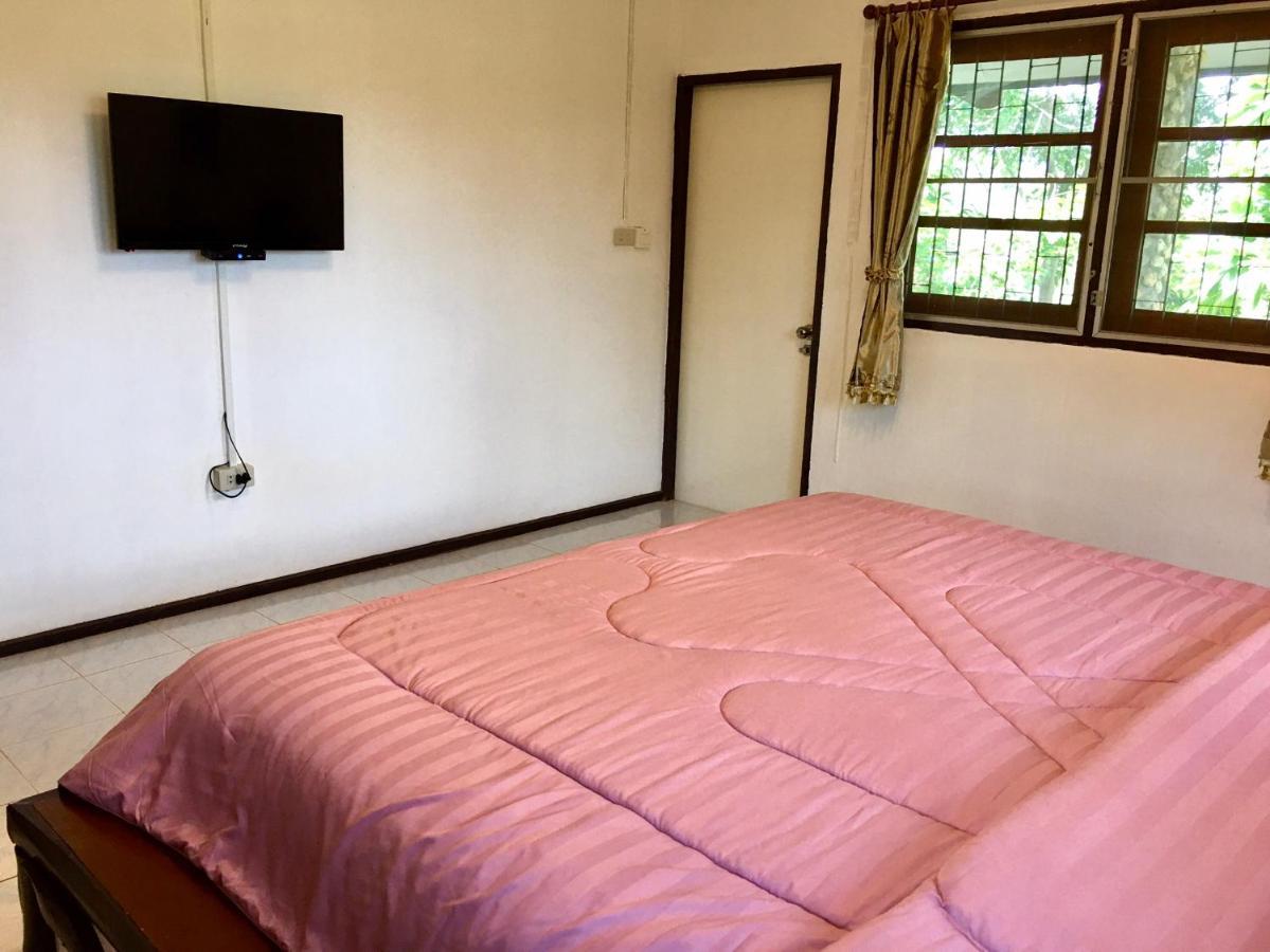 Bed and Breakfast Nan Waterside Hong Bon Nern Exterior foto