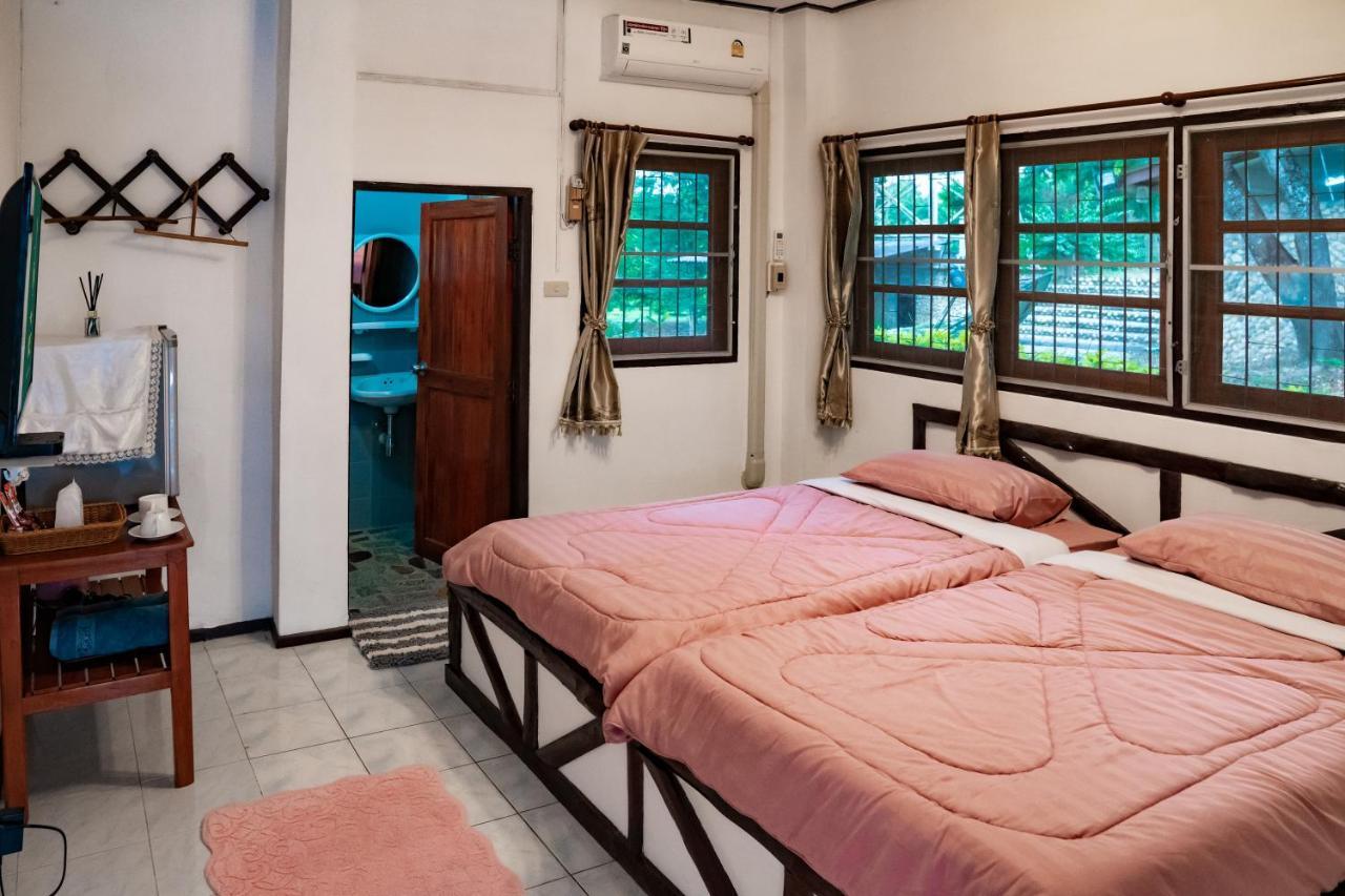 Bed and Breakfast Nan Waterside Hong Bon Nern Exterior foto